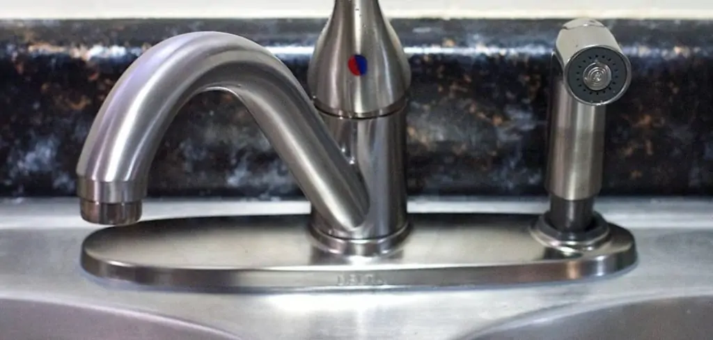 How to Tighten a Kitchen Faucet